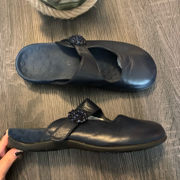 vionic orthaheel mules